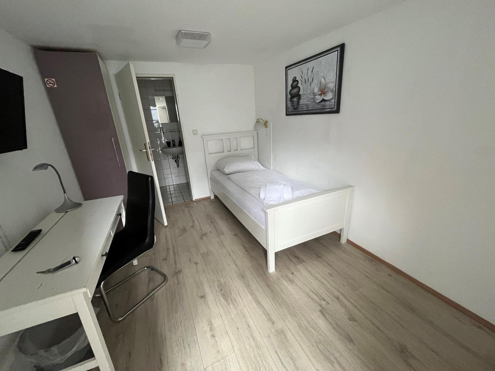 Pension Donau Hannover Luaran gambar