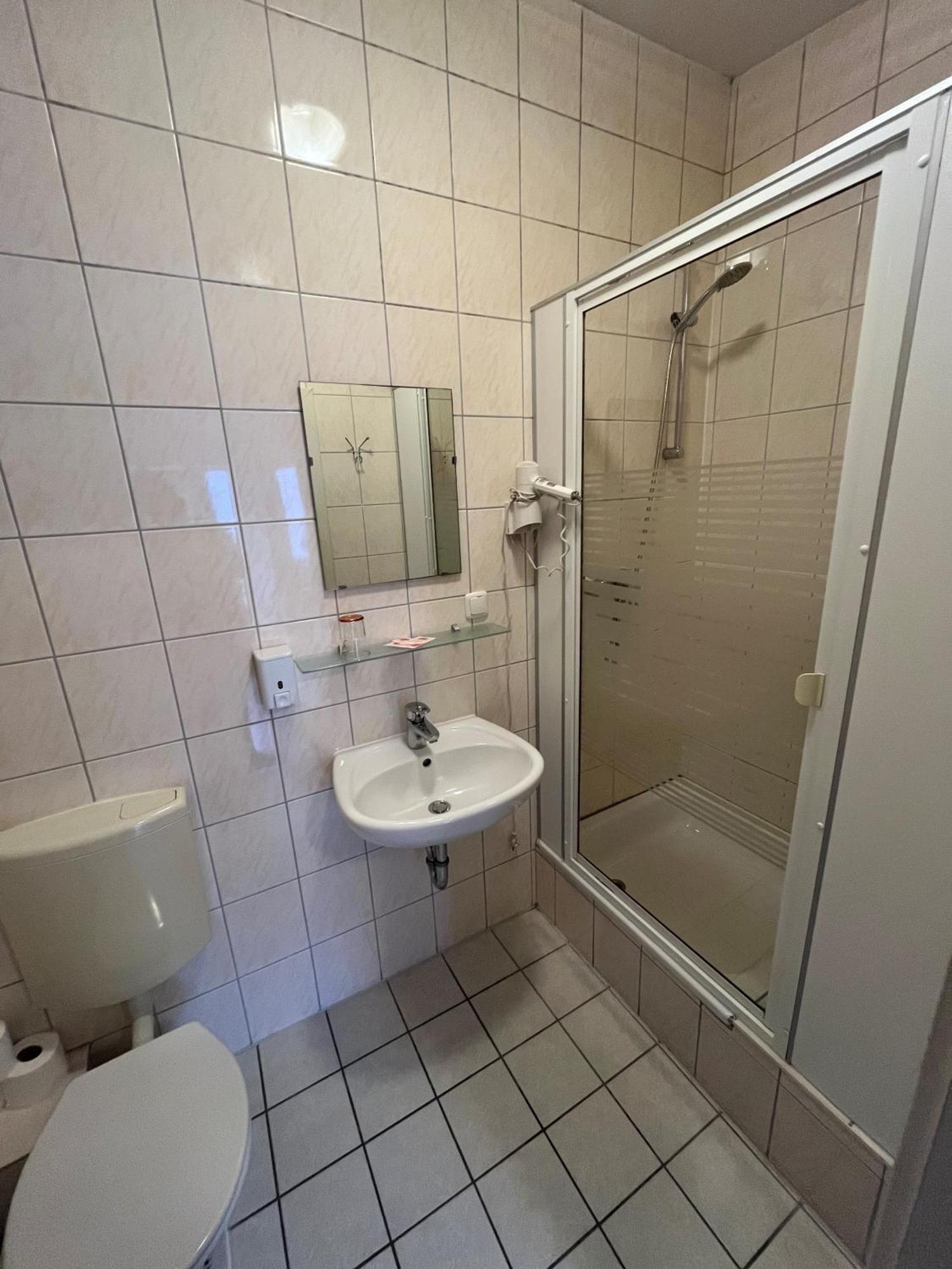 Pension Donau Hannover Luaran gambar